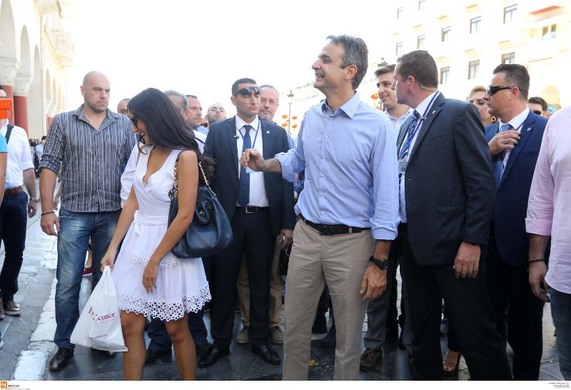 Οι βόλτες του Κυριάκου Μητσοτάκη στο κέντρο της Θεσσαλονίκης [εικόνες] | iefimerida.gr 7