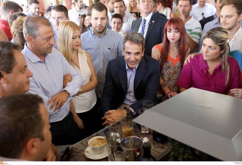 Οι βόλτες του Κυριάκου Μητσοτάκη στο κέντρο της Θεσσαλονίκης [εικόνες] | iefimerida.gr 8