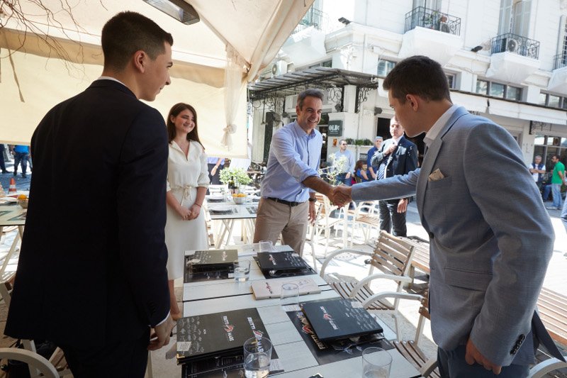 Οι βόλτες του Κυριάκου Μητσοτάκη στο κέντρο της Θεσσαλονίκης [εικόνες] | iefimerida.gr 10