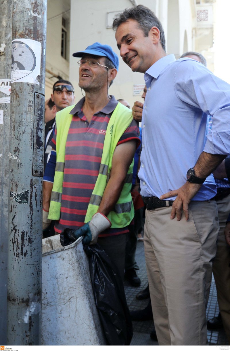 Οι βόλτες του Κυριάκου Μητσοτάκη στο κέντρο της Θεσσαλονίκης [εικόνες] | iefimerida.gr 5