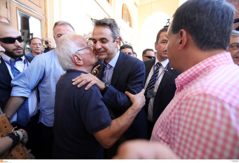 Οι βόλτες του Κυριάκου Μητσοτάκη στο κέντρο της Θεσσαλονίκης [εικόνες] | iefimerida.gr 2