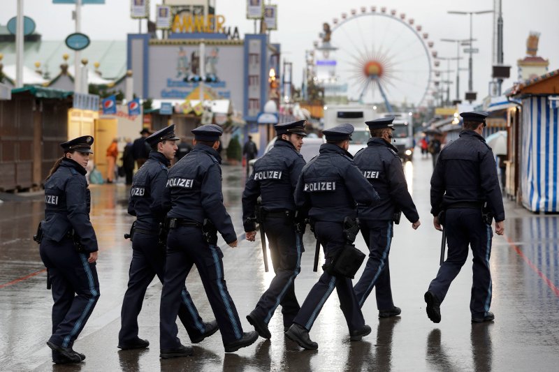 Μόναχο: Aρχισε το Oktoberfest -H μεγαλύτερη παραδοσιακή γιορτή της Γερμανίας [εικόνες & βίντεο]  | iefimerida.gr 8