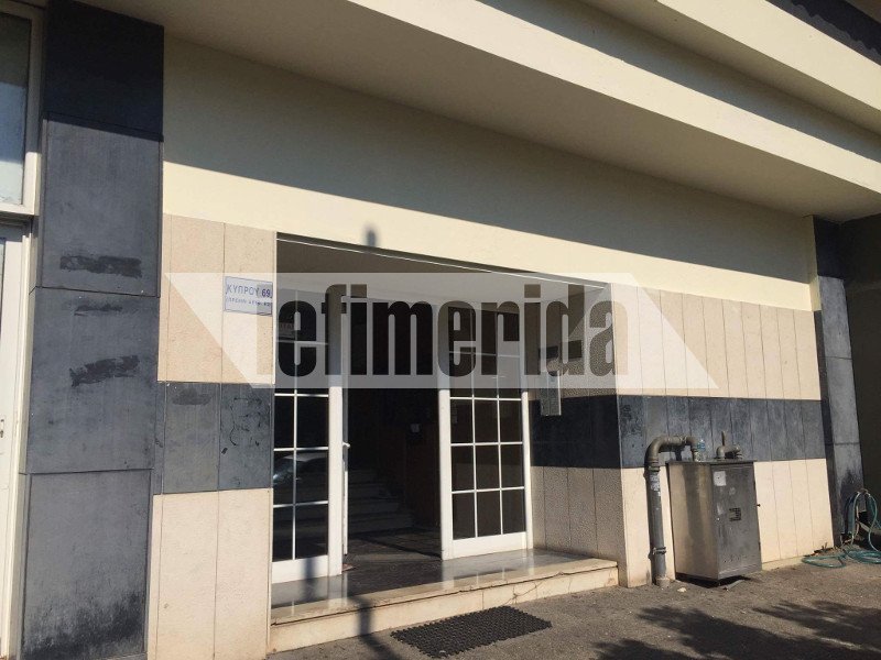 Αγρια δολοφονία 41χρονου στο Περιστέρι -Βρέθηκε μαχαιρωμένος στο σπίτι του [εικόνες] | iefimerida.gr 0