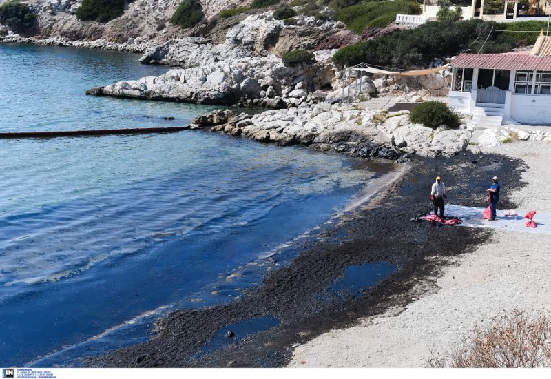 Πρόεδρος εταιρείας Τοξικολογίας: Σε 2 χρόνια θα καθαρίσει ο Σαρωνικός από το μαζούτ | iefimerida.gr 0