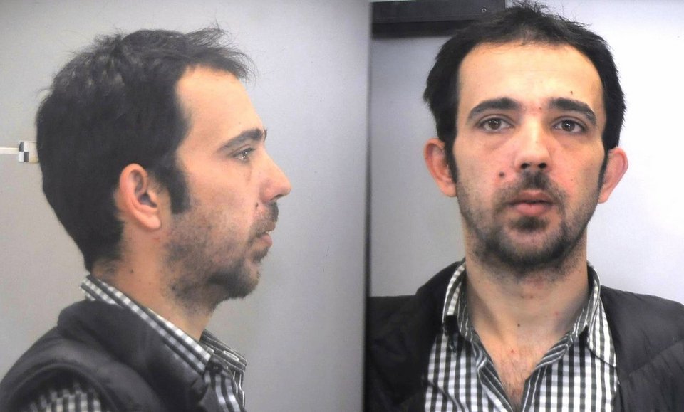 Αυτοί είναι οι πορτοφολάδες που λήστευαν τους επιβάτες στα μέσα μεταφοράς [εικόνες] | iefimerida.gr 27