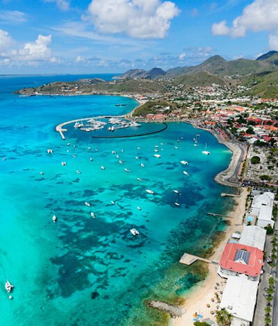 Αγιος Μαρτίνος: Η γαλλο-ολλανδική «Μύκονος» που καταστράφηκε από τον τυφώνα Ιρμα -Πώς χωρίστηκε στη μέση, γιατί έχει ευρώ [εικόνες]  | iefimerida.gr 3