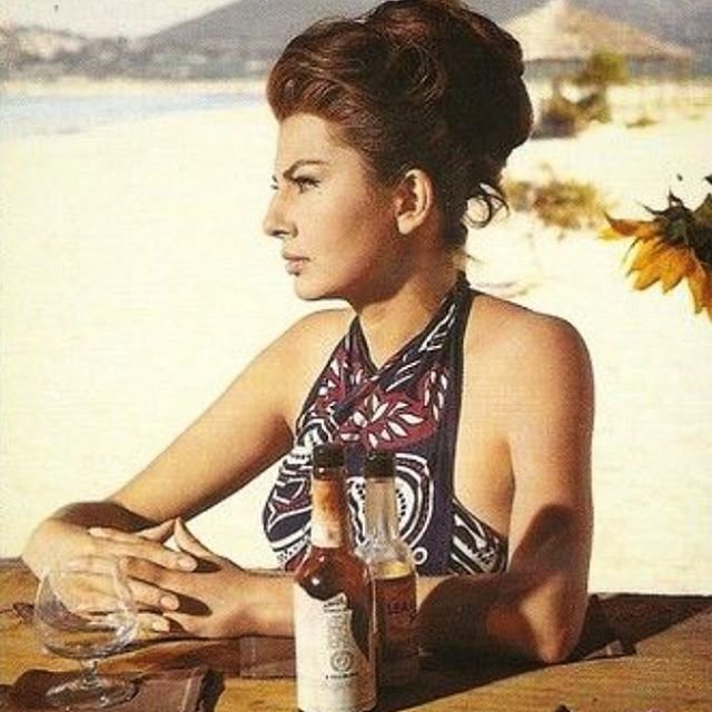 Πριγκίπισσα Σοράγια -Γιατί την έδιωξε ο Σάχης σε ηλικία 26 ετών [εικόνες] | iefimerida.gr 14