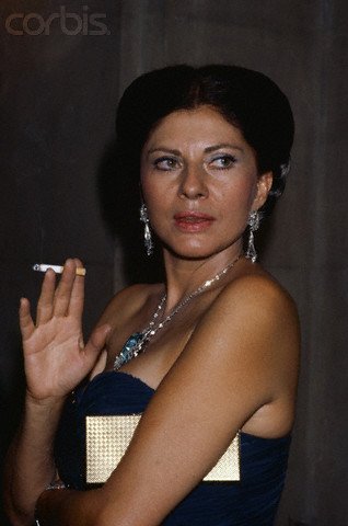 Πριγκίπισσα Σοράγια -Γιατί την έδιωξε ο Σάχης σε ηλικία 26 ετών [εικόνες] | iefimerida.gr 18