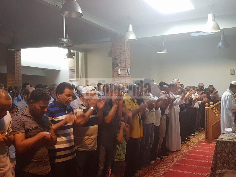 Μουσουλμάνοι στην Αθήνα γιορτάζουν το Κουρμπάν Μπαϊράμ [εικόνες] | iefimerida.gr 2