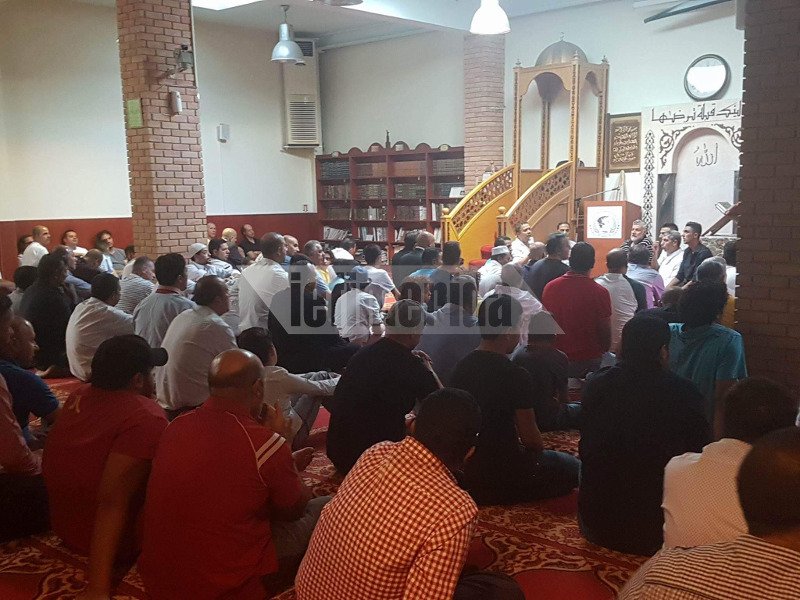 Μουσουλμάνοι στην Αθήνα γιορτάζουν το Κουρμπάν Μπαϊράμ [εικόνες] | iefimerida.gr 3