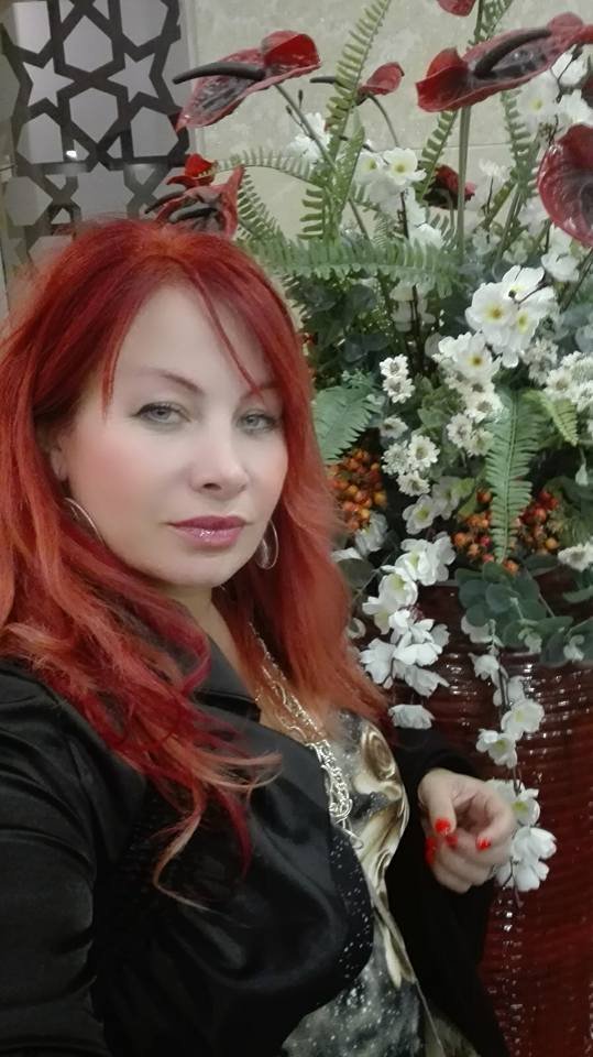 Η Βέρα Λάμπρου βαπτίστηκε στα νερά του Ιορδάνη -Της το ζήτησε ο Χριστός ...
