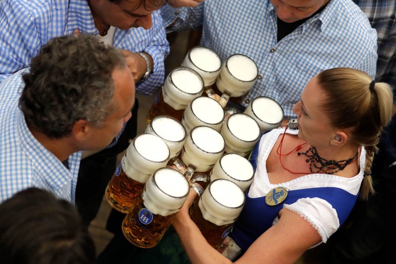 Μόναχο: Aρχισε το Oktoberfest -H μεγαλύτερη παραδοσιακή γιορτή της Γερμανίας [εικόνες & βίντεο]  | iefimerida.gr 5