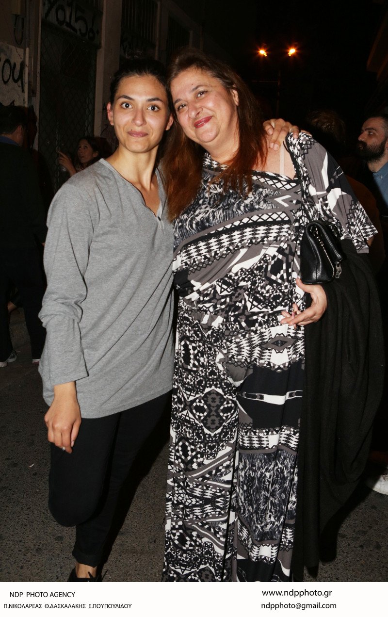 Η κόρη της Ελισάβετ Κωνσταντινίδου πρωταγωνίστρια στη «Μουρμούρα» [εικόνες] | iefimerida.gr 0