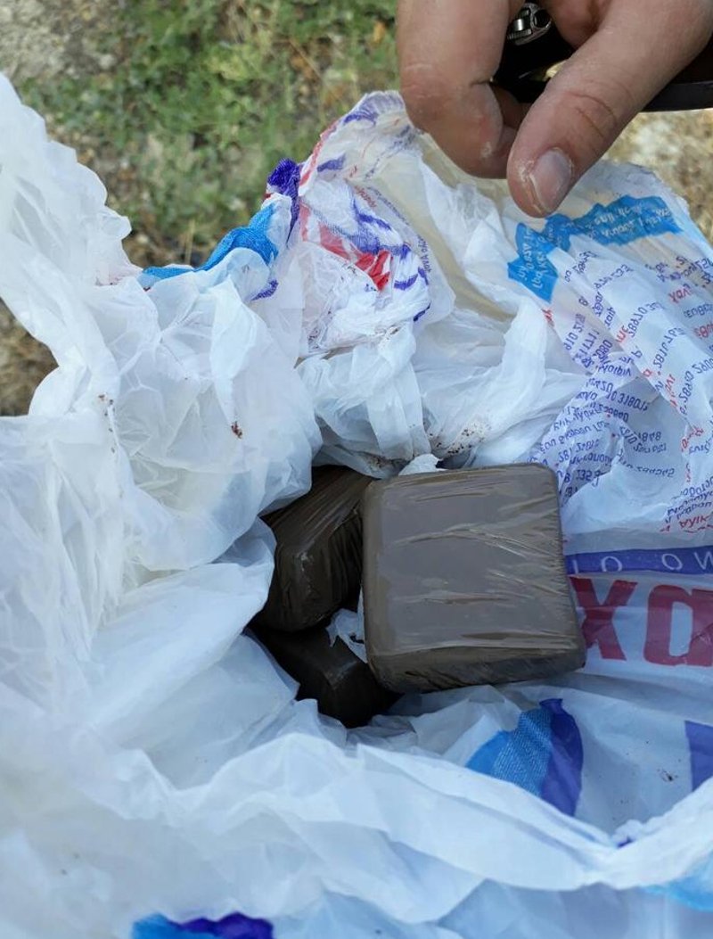 Συνελήφθησαν 2 άντρες στο Ηράκλειο με σχεδόν μισό κιλό ηρωίνης | iefimerida.gr 0