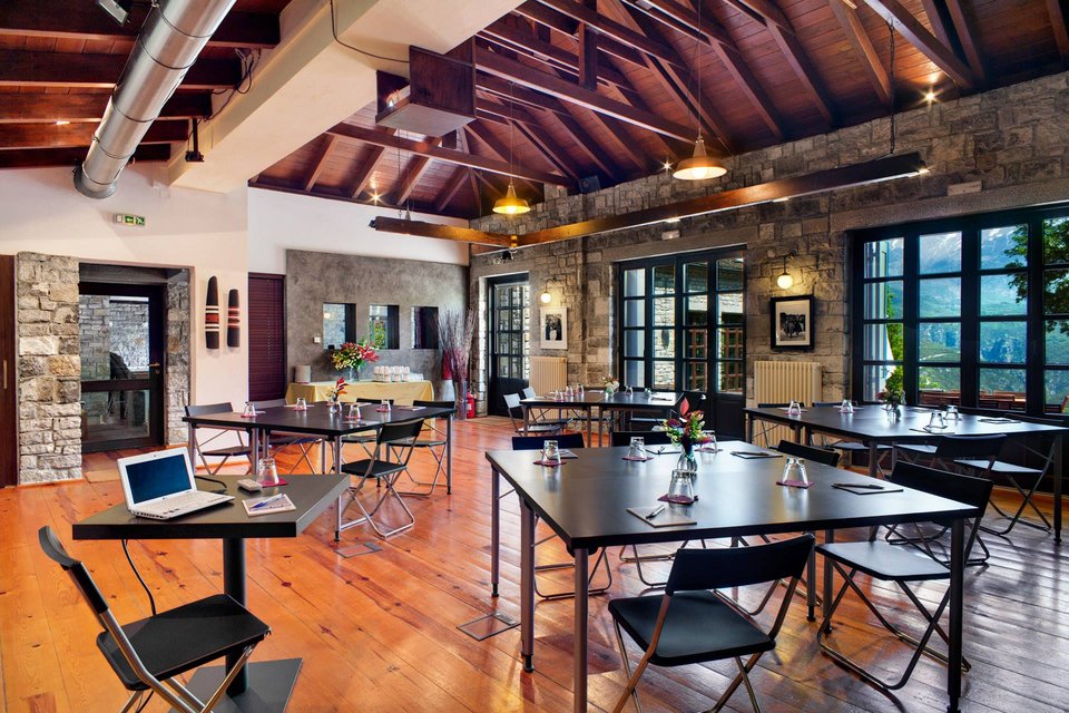 Ενα πέτρινο ξενοδοχείο στα Ζαγοροχώρια υποψήφιο για καλύτερο στον κόσμο [εικόνες] | iefimerida.gr 19