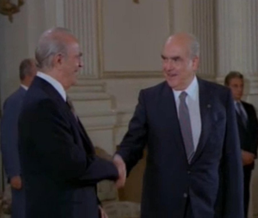 Σαν σήμερα: Η πρώτη κυβέρνηση του Ανδρέα Παπανδρέου -«Στις 18 σοσιαλισμός» [εικόνες & βίντεο] | iefimerida.gr 8