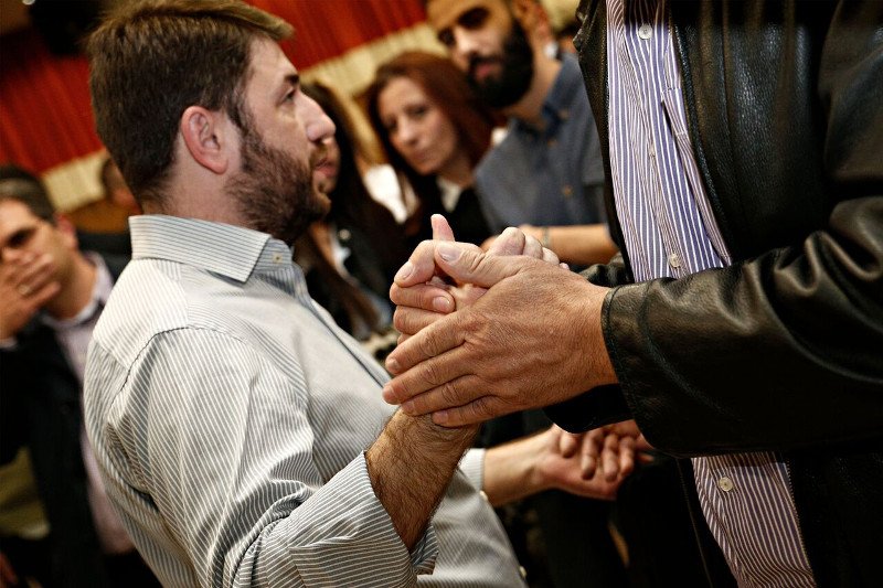 Ανδρουλάκης από Ξάνθη: Αν εκλεγώ θα τελειώσω τους επαγγελματίες της διχόνοιας [εικόνες] | iefimerida.gr 0