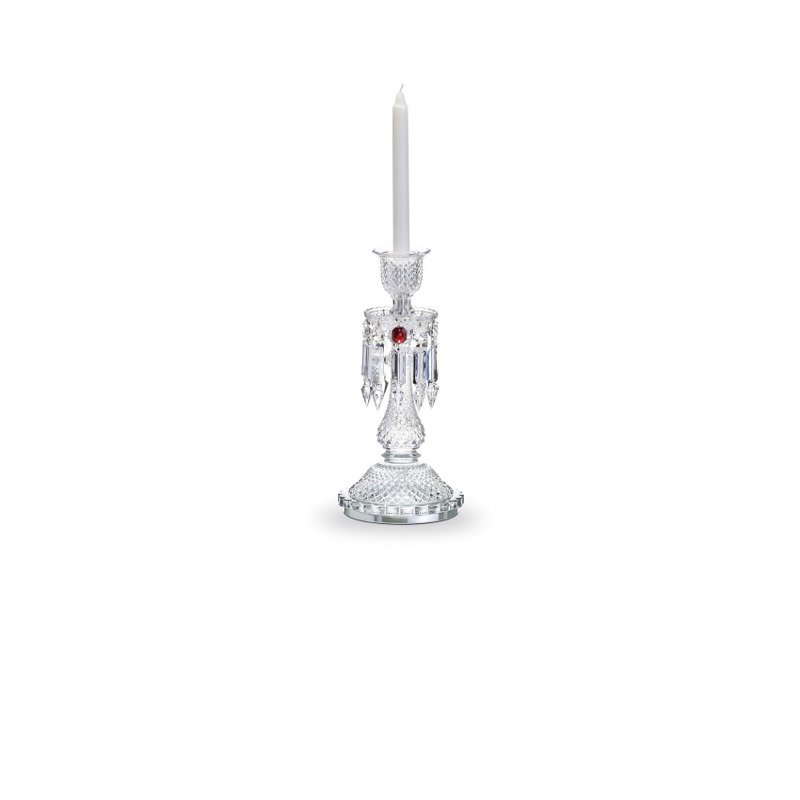 Baccarat Hotel: Πωλούνται από το ποτήρι της σαμπάνιας μέχρι ο πολυέλαιος των 216.600 δολαρίων [εικόνες] | iefimerida.gr 3