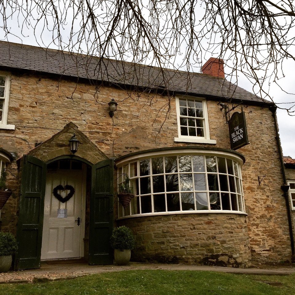 Το καλύτερο εστιατόριο στον κόσμο, σύμφωνα με το Tripadvisor -Αγγλική παμπ, σαν ζωγραφιά, στην εξοχή [εικόνες] | iefimerida.gr 14