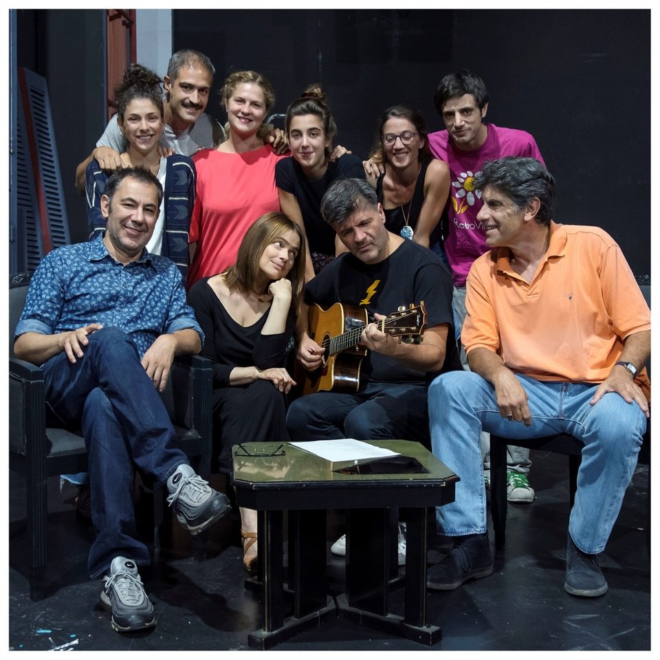 4+1 θεατρικές κωμωδίες για να περάσεις καλά χωρίς να προβληματιστείς [εικόνες] | iefimerida.gr 1