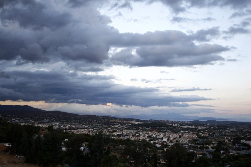 Ο «Δαίδαλος» έφτασε στην Αθήνα -Καταιγίδες την Τετάρτη [εικόνες] | iefimerida.gr 1