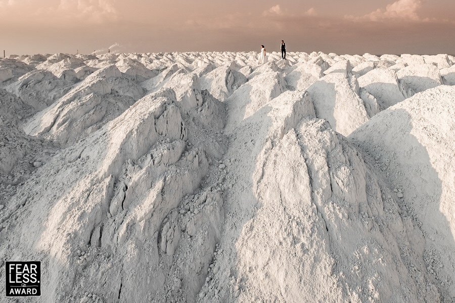 Οι καλύτερες γαμήλιες φωτογραφίες για το 2017 -Ξεφεύγουν από τα συνηθισμένα [εικόνες] | iefimerida.gr 24