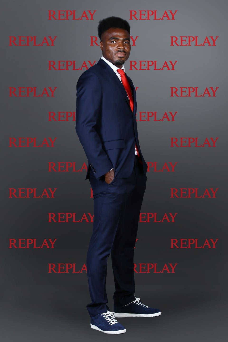 H Replay ντύνει τον Ολυμπιακό -Η επιτυχημένη συνεργασία συνεχίζεται [εικόνες] | iefimerida.gr 1