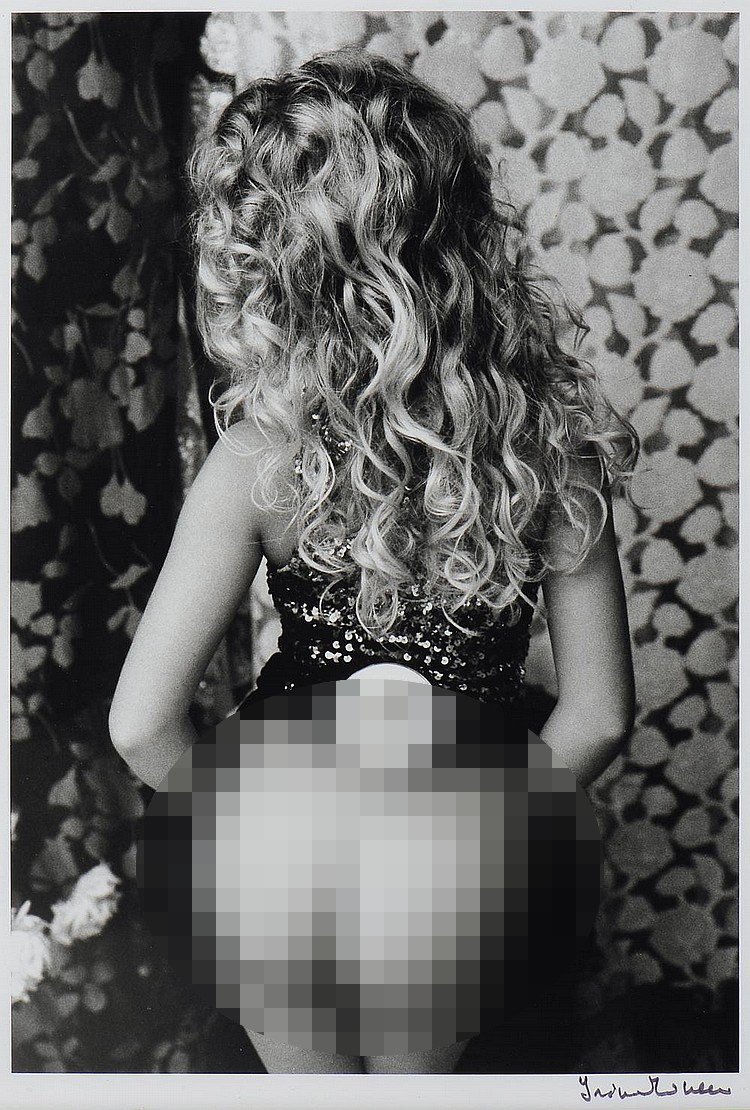 Τι απέγινε η Εύα Ιονέσκο: Η «σκοτεινή» μητέρα της την είχε μετατρέψει σε ίνδαλμα-νυμφίδιο [εικόνες] | iefimerida.gr 1