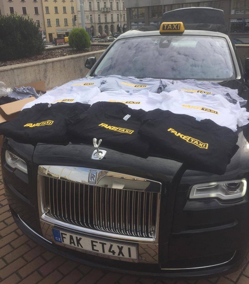 Fake Taxi: Τι είναι το γκρι ταξί των οργίων που λέγεται ότι κυκλοφορεί στους δρόμους της Αθήνας | iefimerida.gr 1