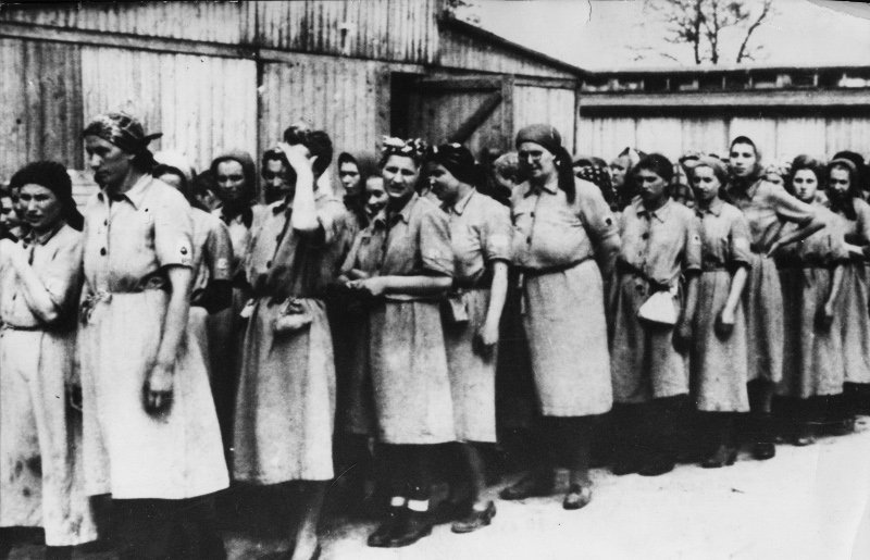 Η άγνωστη φρίκη του Αουσβιτς: Οίκοι ανοχής που έστησαν τα SS για να αυξήσουν την παραγωγικότητα των κρατουμένων | iefimerida.gr 3