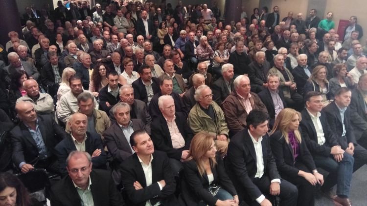 Γεννηματά από Αγρίνιο: Δεν θα γίνουμε άμορφο κόμμα του μεσαίου χώρου για μερικές καρέκλες [εικόνες & βίντεο] | iefimerida.gr 3