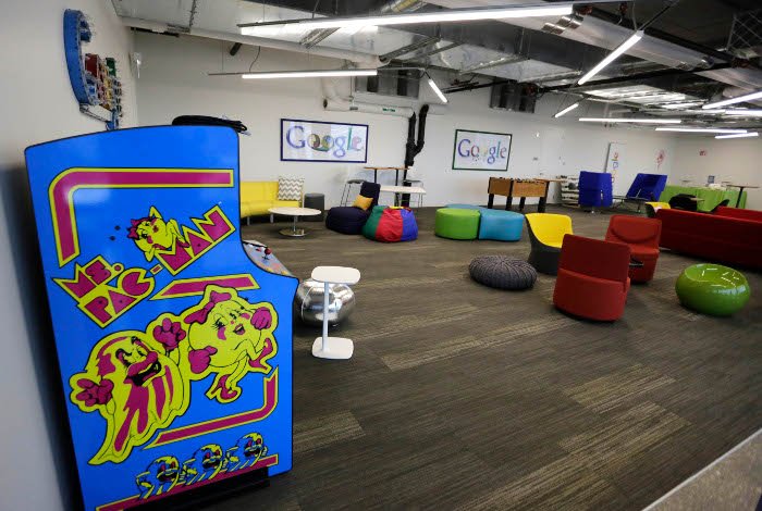 Πώς είναι να δουλεύει κανείς για την Google – Δωρεάν γεύματα, παιχνίδια και απίθανα πάρτι [εικόνες] | iefimerida.gr 9