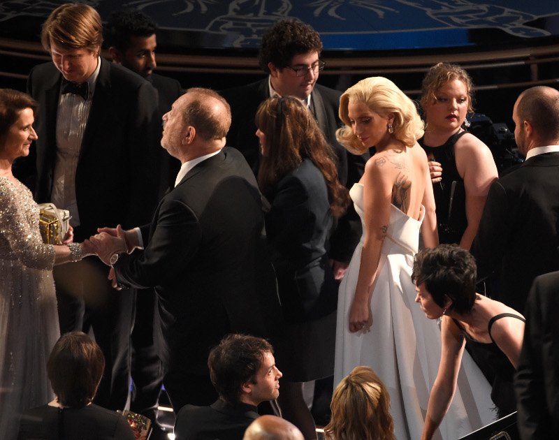 Ποιος είναι ο Χάρβεϊ Γουάινστιν που έκανε τη σεξουαλική παρενόχληση επάγγελμα [εικόνες] | iefimerida.gr 1