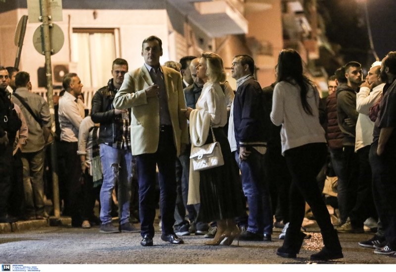 Σοκαρισμένη η οικογένεια Ζαφειρόπουλου: «Δεν θα ξαναμιλήσει στα παιδιά του» [εικόνες] | iefimerida.gr 9