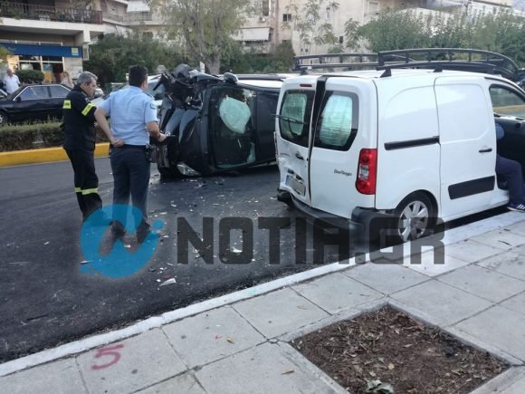 Τούμπαρε ΙΧ στην Ηλιούπολη -Σε κατάσταση σοκ η νεαρή οδηγός [εικόνες & βίντεο] | iefimerida.gr 0