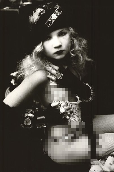 Τι απέγινε η Εύα Ιονέσκο: Η «σκοτεινή» μητέρα της την είχε μετατρέψει σε ίνδαλμα-νυμφίδιο [εικόνες] | iefimerida.gr 10