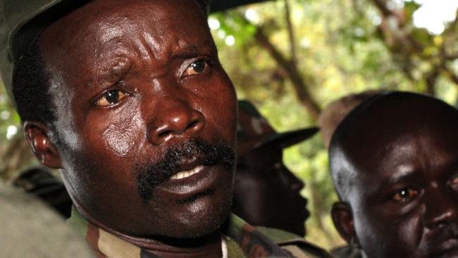 Ζήτησαν από την Αντζελίνα Τζολί να κάνει το «δόλωμα» για τη σύλληψη διαβόητου Αφρικανού πολέμαρχου [εικόνες]   | iefimerida.gr 1