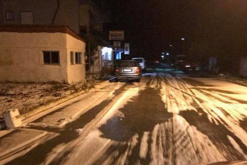 Στα... λευκά το Κατάκολο Ηλείας από το χαλάζι -Το έστρωσε στο λιμάνι [εικόνες] | iefimerida.gr 2