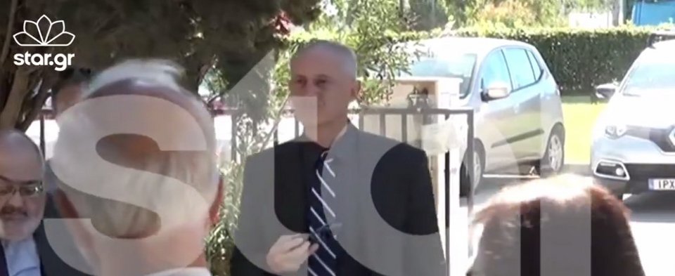 Θρήνος στο Μαρκόπουλο: Κηδεύτηκαν μαζί μητέρα και κόρη [εικόνες] | iefimerida.gr 2