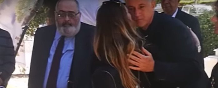 Θρήνος στο Μαρκόπουλο: Κηδεύτηκαν μαζί μητέρα και κόρη [εικόνες] | iefimerida.gr 3