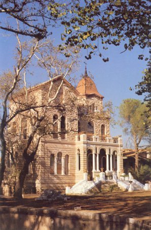 Εμβληματικά αρχοντικά της Κηφισιάς ανοίγουν τις πόρτες τους στους περαστικούς [εικόνες]  | iefimerida.gr 3