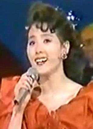 Μια καλλονή στην κυβέρνηση της Β. Κορέας -Είναι η πρώην του Κιμ, ποπ σταρ [εικόνες] | iefimerida.gr 1