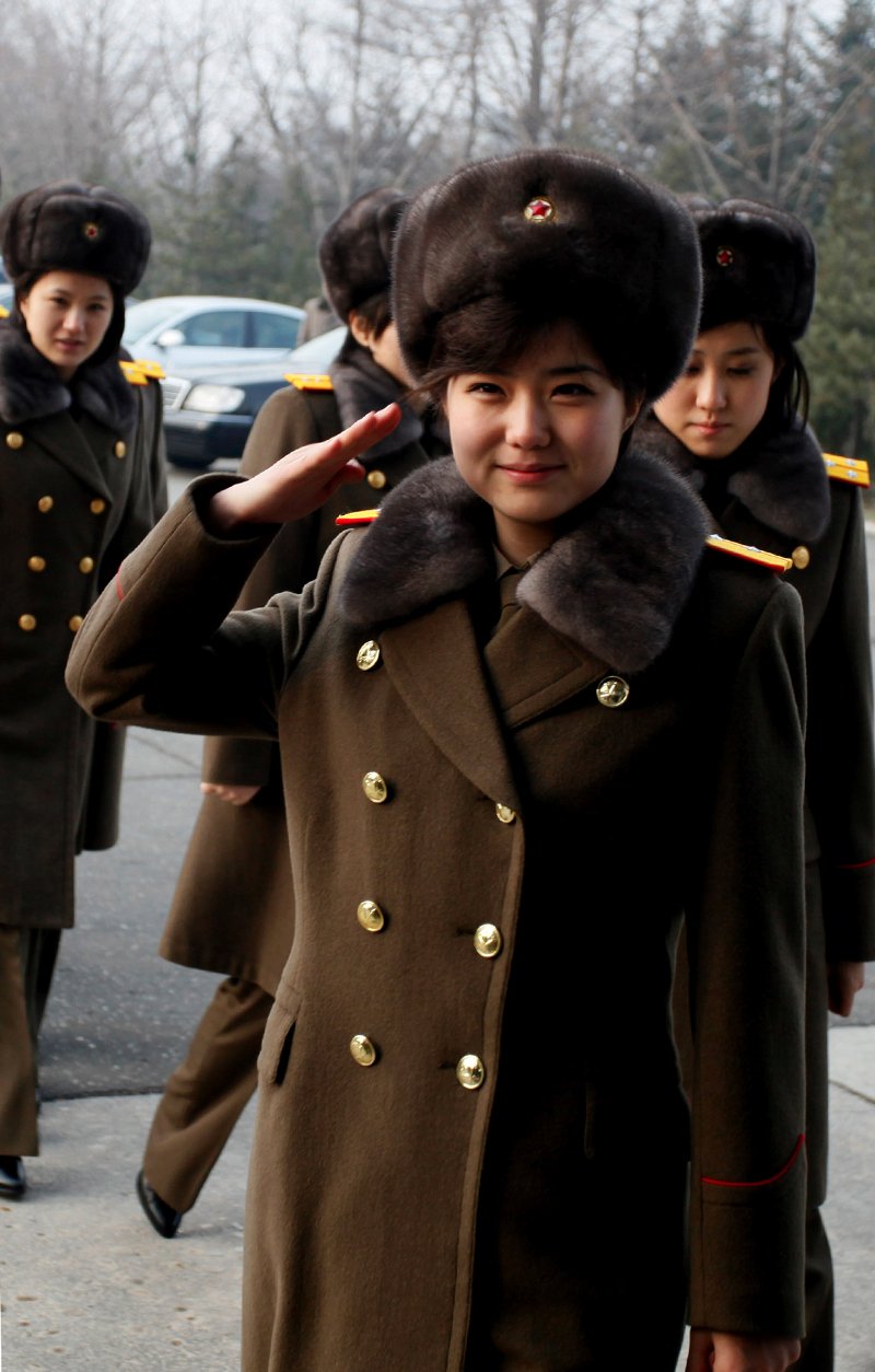 Μια καλλονή στην κυβέρνηση της Β. Κορέας -Είναι η πρώην του Κιμ, ποπ σταρ [εικόνες] | iefimerida.gr 4