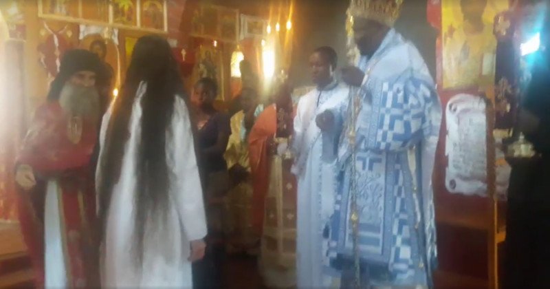 Η Ναταλία Λιονάκη με μαλλιά ως το γόνατο χειροτονήθηκε μοναχή -Σε τελετή στην Κένυα [εικόνες & βίντεο] | iefimerida.gr 0