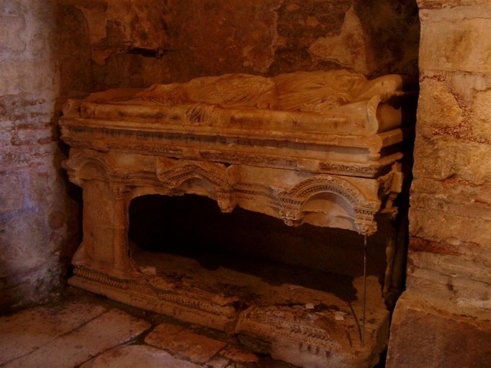 Η Τουρκία τσακώνεται με την Ιταλία για τον τάφο του Αγίου Νικολάου -Βρήκαν τον Αϊ-Βασίλη; | iefimerida.gr 0