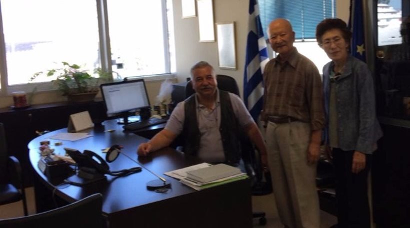 81χρονος Ιάπωνας θέλει να σώσει τον ιστορικό πλάτανο του Ιπποκράτη στην Κω [εικόνα] | iefimerida.gr 0