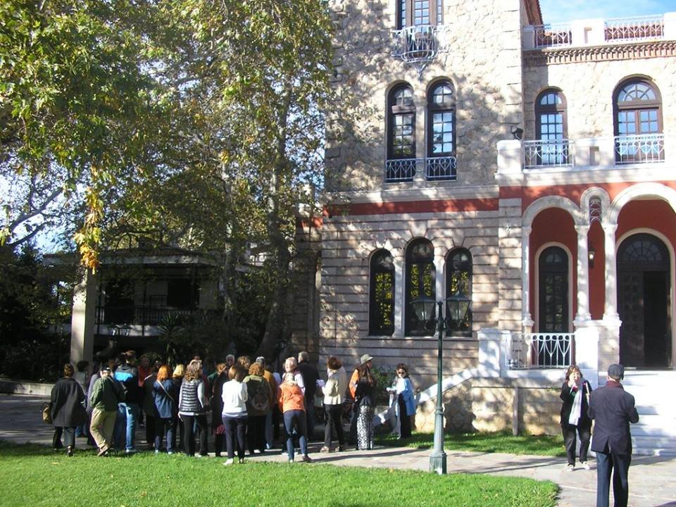 Τα αρχοντικά της Κηφισιάς άνοιξαν τις πόρτες τους στο κοινό -Περίπατος βγαλμένος από άλλη εποχή [εικόνες]  | iefimerida.gr 9