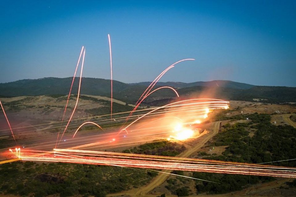 Eκαναν τη νύχτα μέρα: Η εντυπωσιακή άσκηση «Ολύμπιος Κεραυνός» [εικόνες] | iefimerida.gr 9