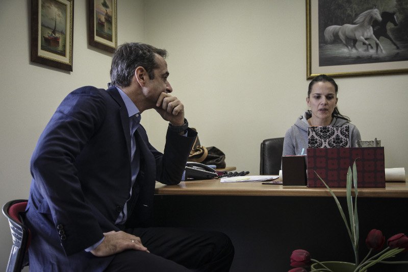 Στο Αστυνομικό Τμήμα Πεύκης ο Κυριάκος Μητσοτάκης -Ενημερώθηκε για την επίθεση | iefimerida.gr 3