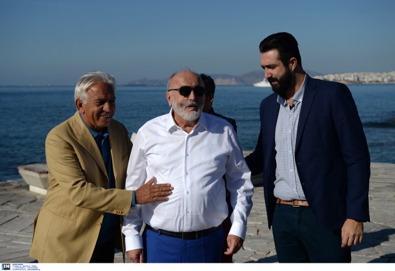 Πρώτη φιέστα Κουρουμπλή για τον Σαρωνικό -Παρέδωσε στο κοινό τις ακτές του Π. Φαλήρου | iefimerida.gr 7